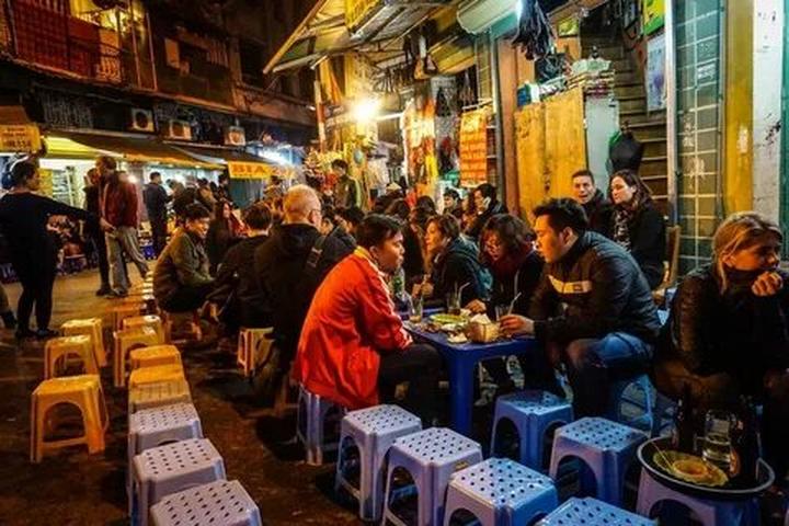 Hotspot Matrix: Biến 1 người vừa mua Labubu giá thành cơ hội marketing đột phá